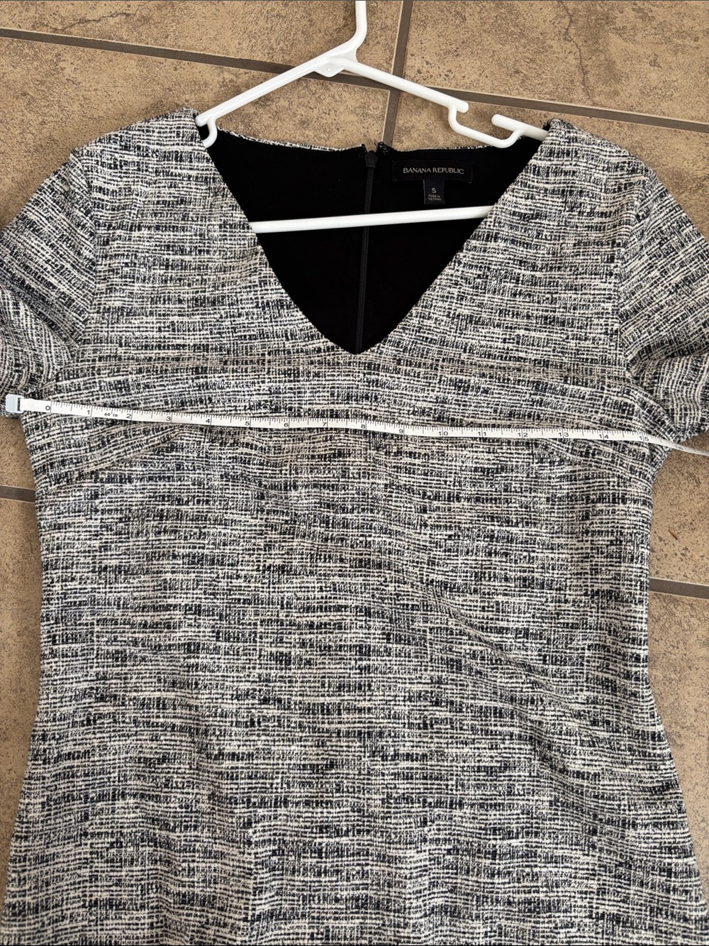 Banana Republic Black and Gray Tweed V-Neck Mini Dress - Picture 4 of 5